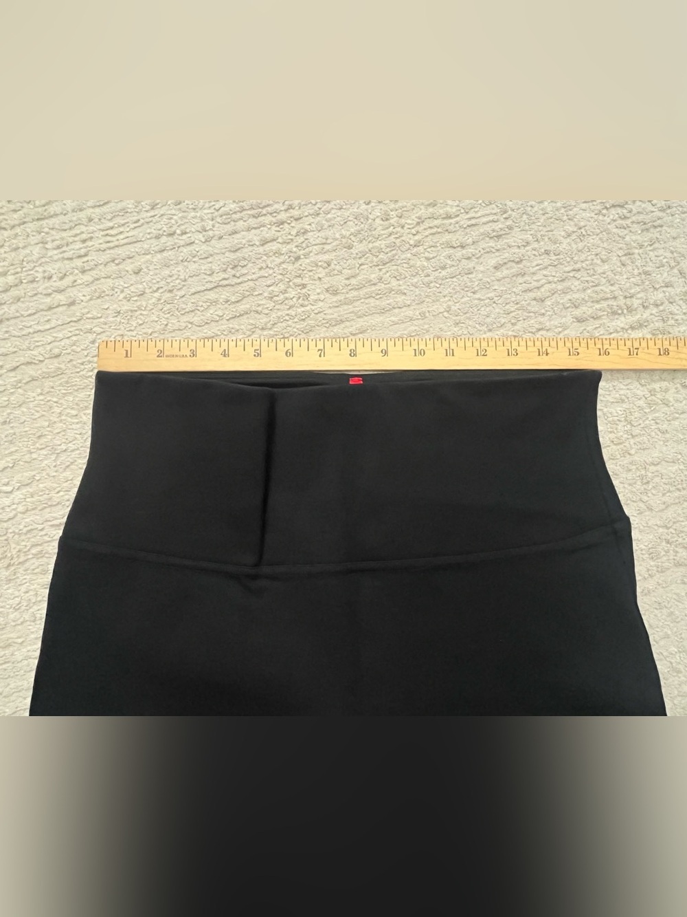 Spanx Ankle Length Ponte Leggings - Picture 7 of 10